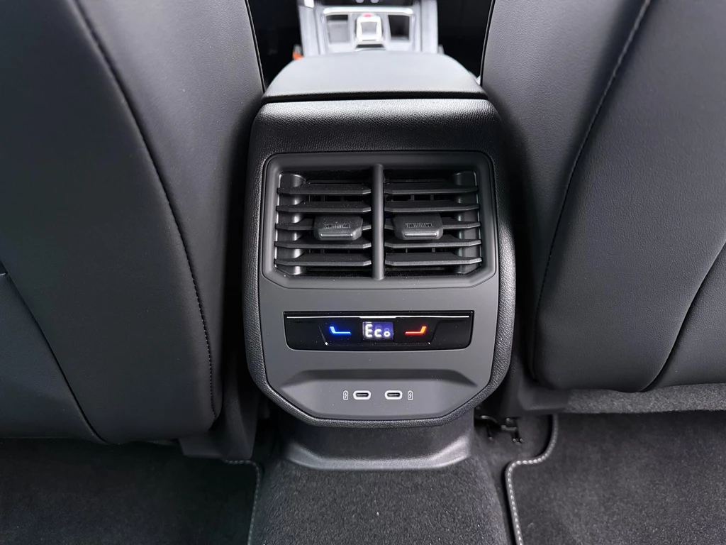 SEAT Leon – foto 38