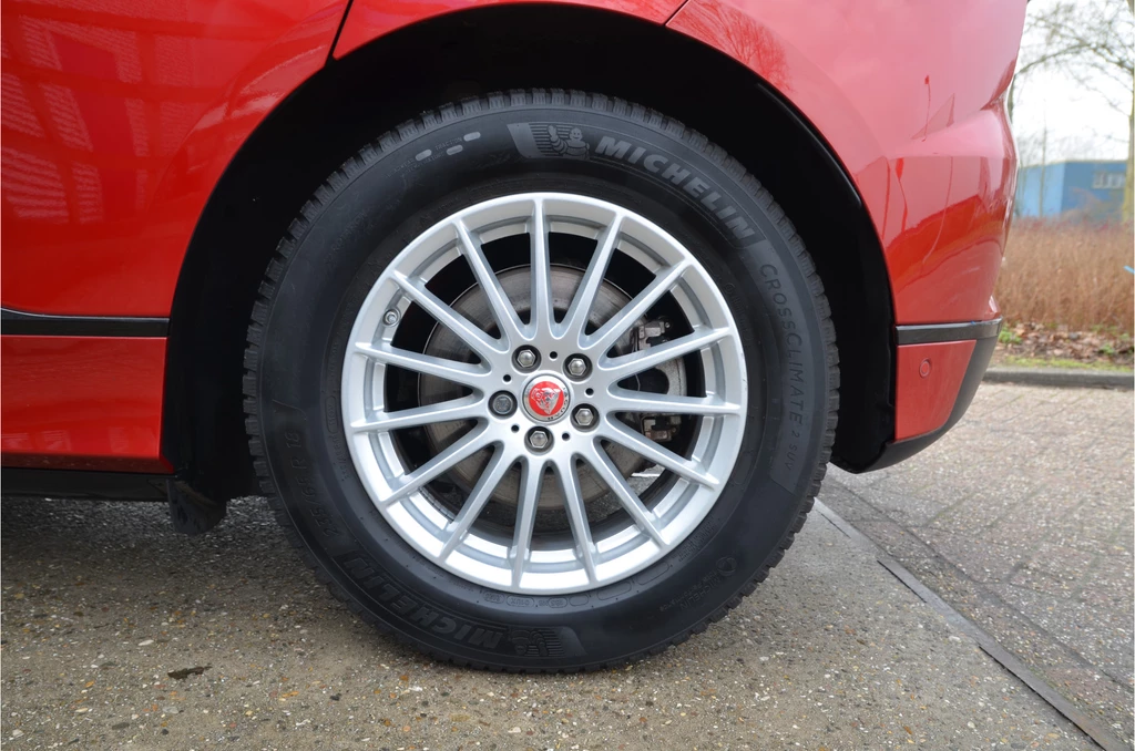 Jaguar I-PACE – foto 32