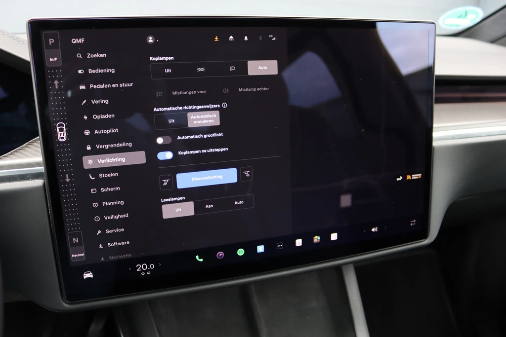 Tesla Model X – foto 35