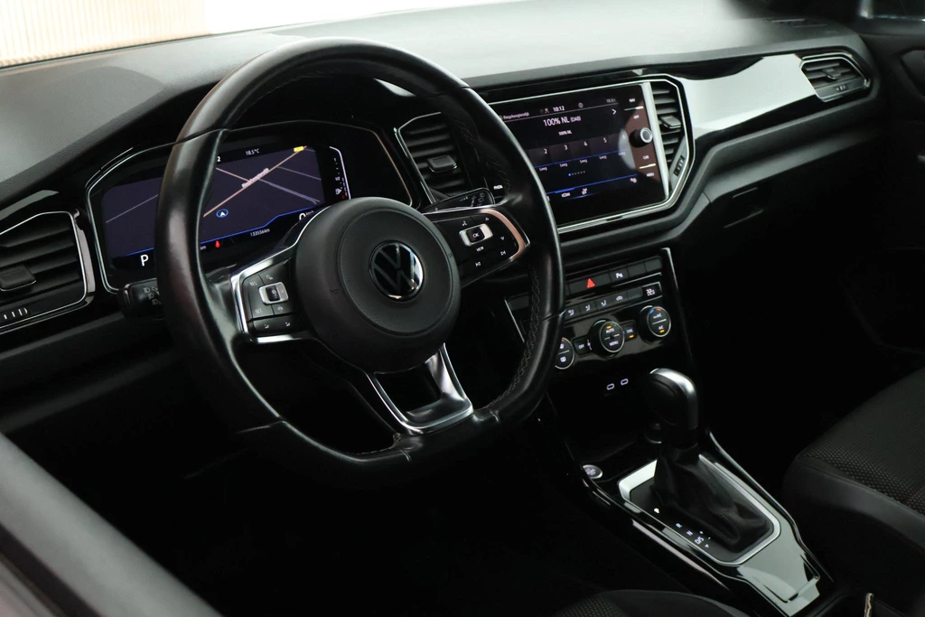 Volkswagen T-Roc – foto 8