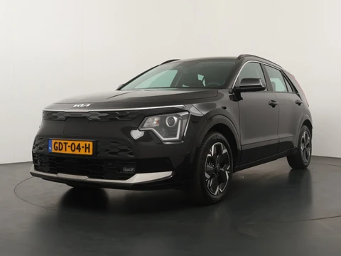 Kia Niro EV DynamicLine 64.8 kWh - SOH 98,4% - Climate Control - Adaptief Cruise Control - Navigatie - Apple/Android Carplay - Fabrieksgarantie Tot 31-07-2031