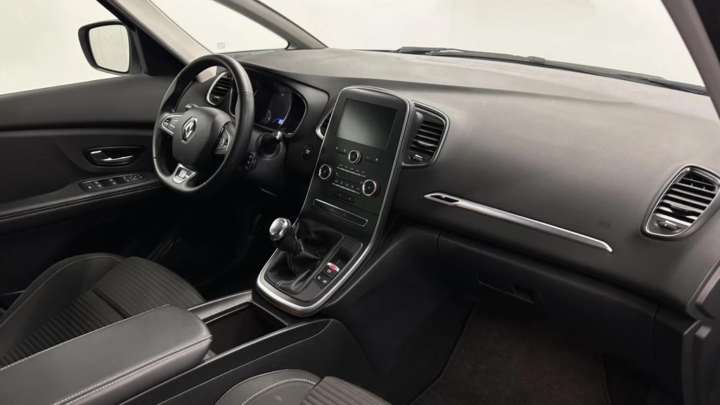 Renault Scénic – foto 17