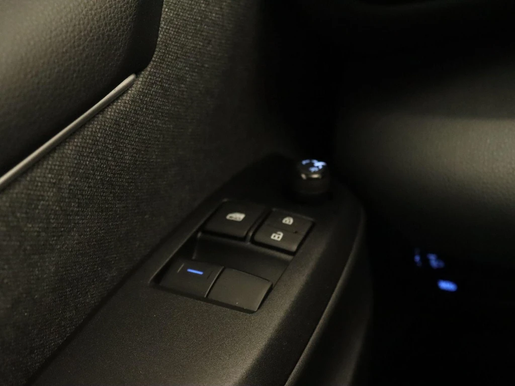 Toyota Yaris – foto 18