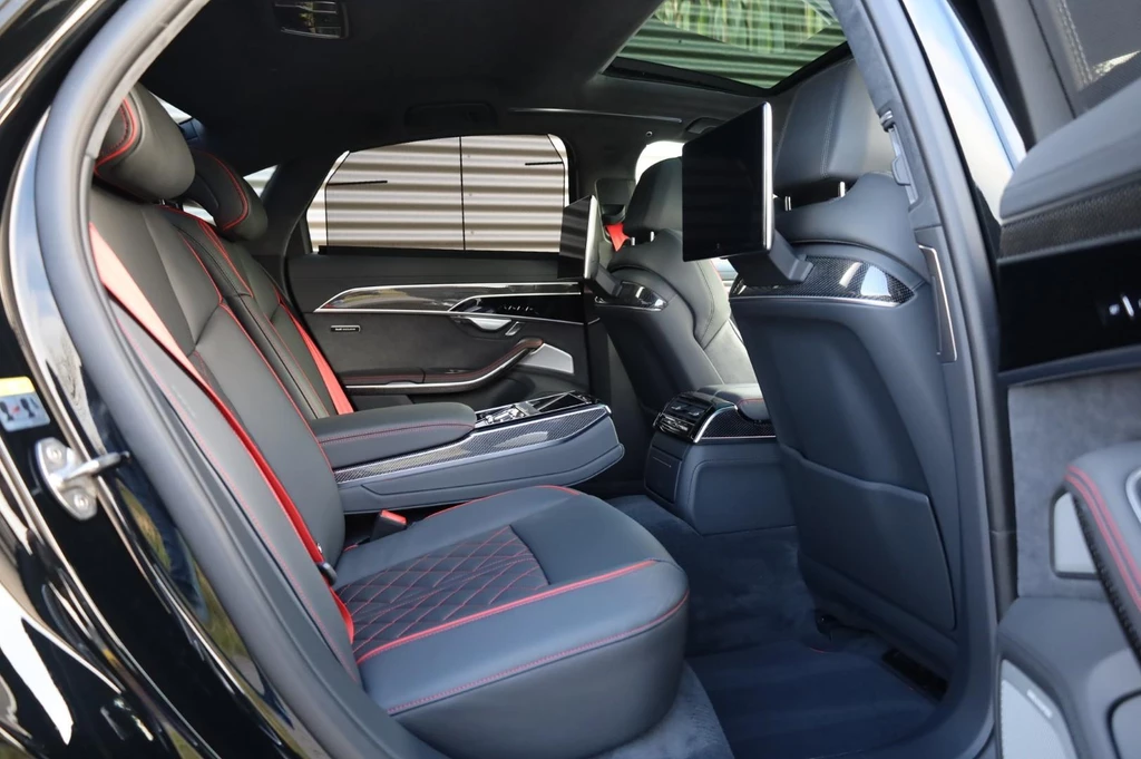 Audi S8 – foto 18