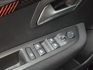 Peugeot 208 – thumbnail 22