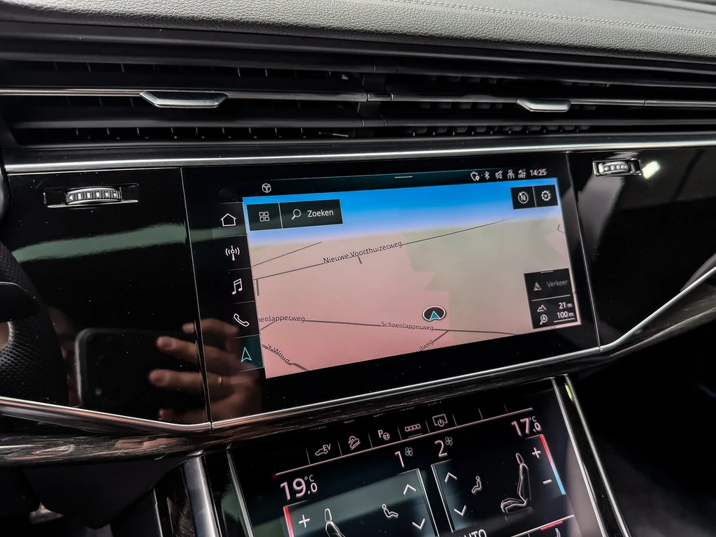 Audi Q8 – foto 24
