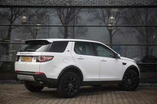 Land Rover Discovery Sport – thumbnail 3