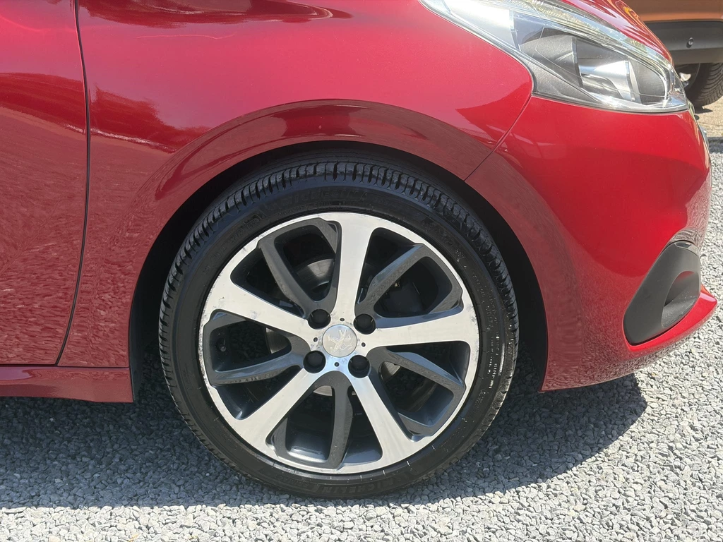 Peugeot 208 – foto 38