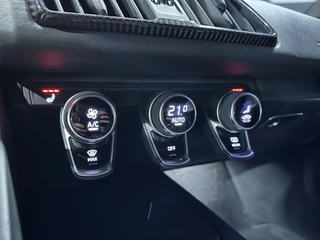 Audi R8 – thumbnail 25