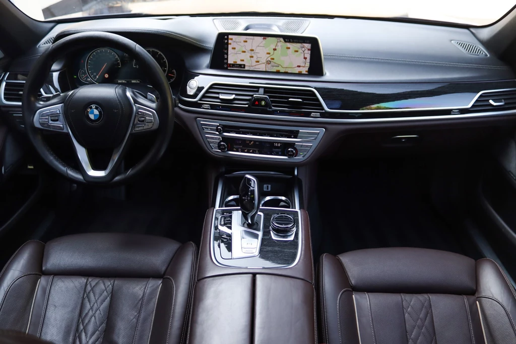 BMW 7 Serie – foto 13