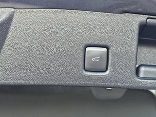 Ford Kuga – thumbnail 12