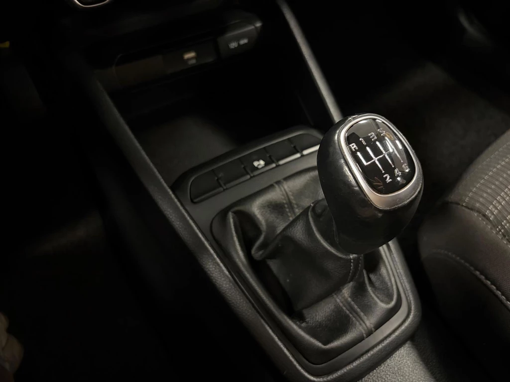 Kia Stonic – foto 24