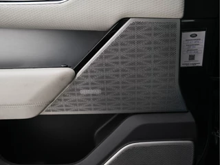 Land Rover Range Rover Velar – thumbnail 23
