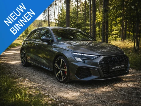 Audi A3 Sportback 45 TFSI e S edition | Panorama | Matrix | Keyles | Sfeerverlichting
