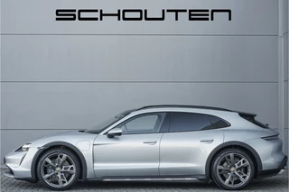 Porsche Taycan – thumbnail 3