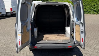 Ford Transit Courier – thumbnail 12