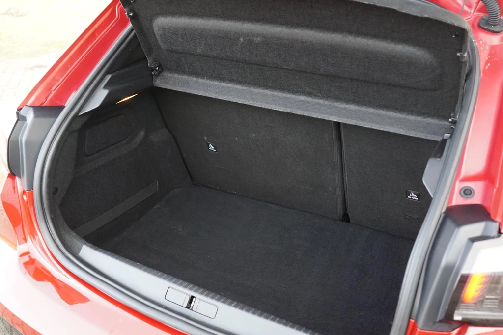 Peugeot 208 – foto 22