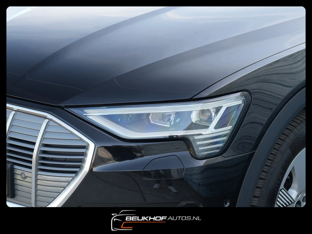 Audi e-tron – foto 16