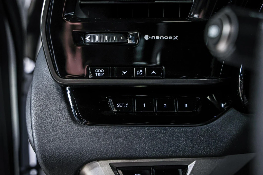 Lexus RX – foto 35