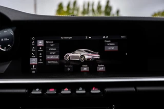 Porsche 911 – thumbnail 23