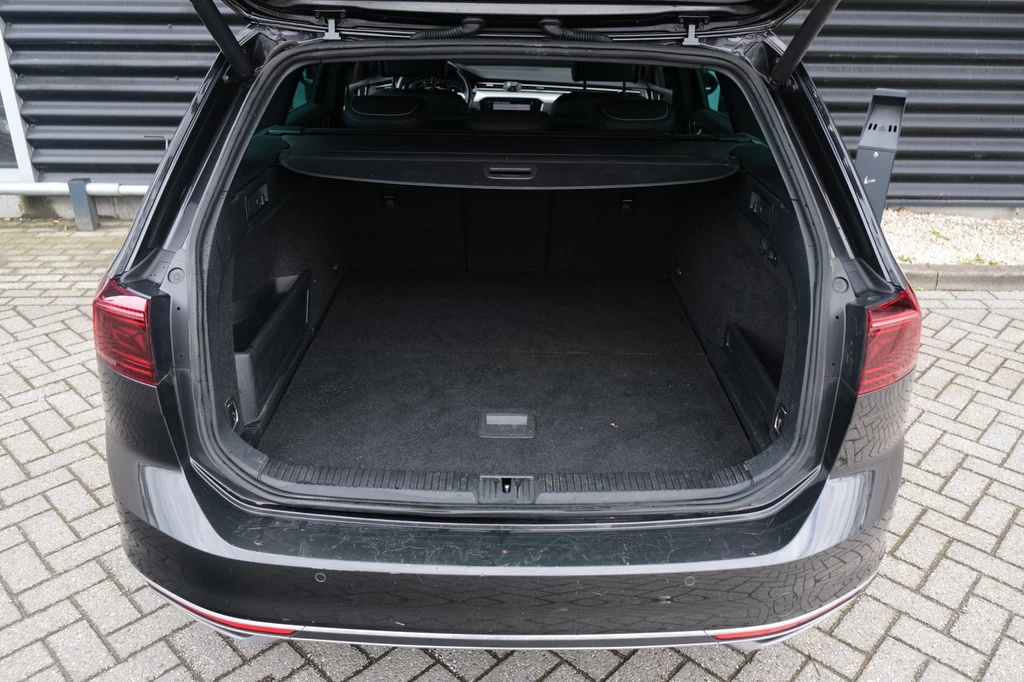 Volkswagen Passat – foto 36