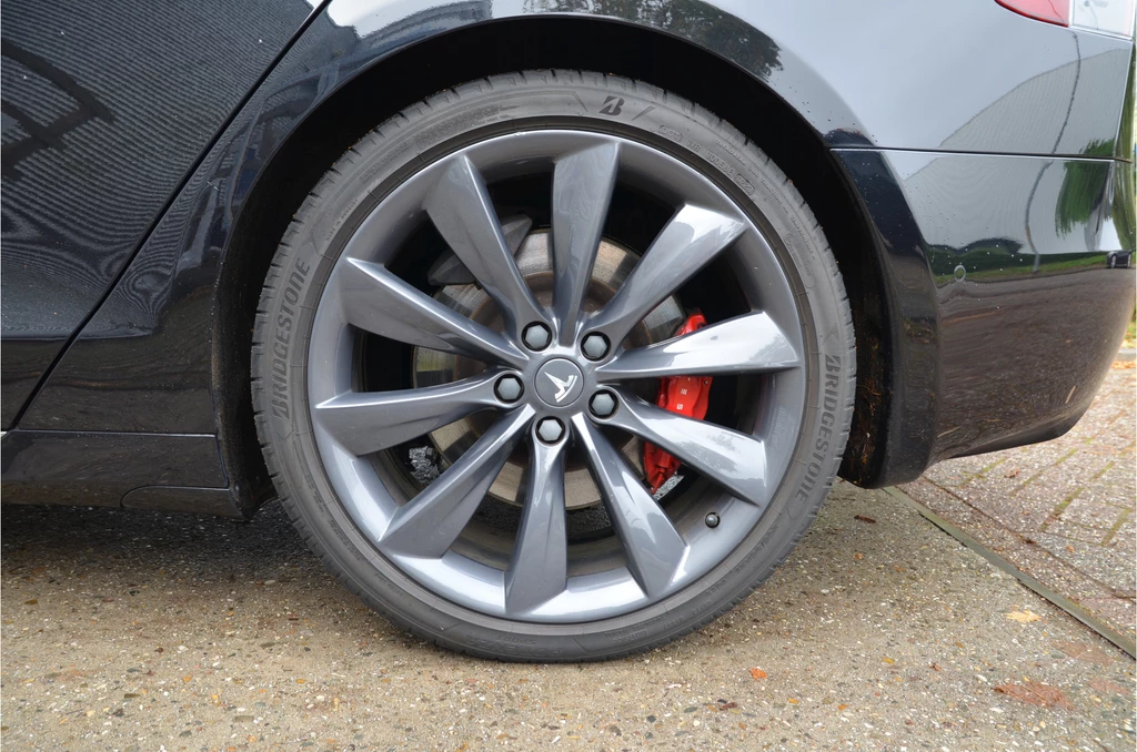 Tesla Model S – foto 34