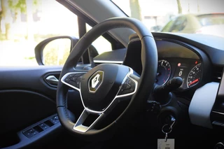 Renault Clio – thumbnail 31