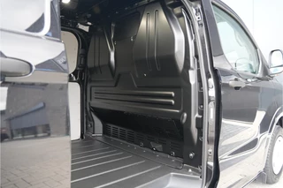 Ford Transit Custom – thumbnail 13