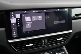 Porsche Cayenne – thumbnail 37