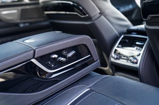 BMW 7 Serie – thumbnail 17