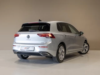 Volkswagen Golf – thumbnail 4