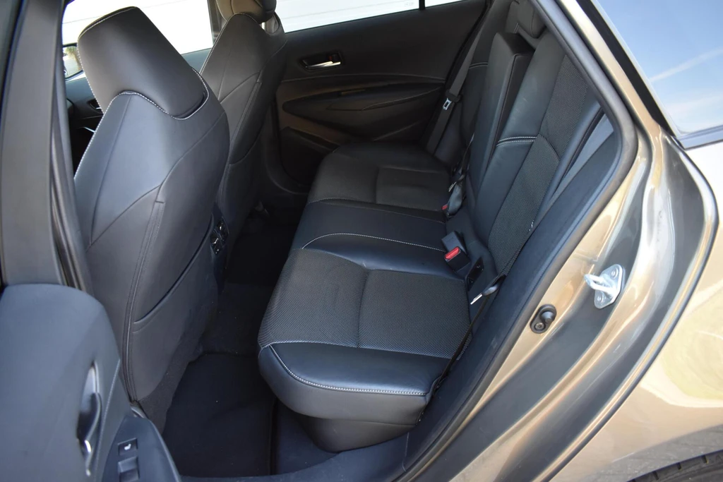 Toyota Corolla Touring Sports – foto 8