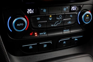 Ford Transit Connect – thumbnail 19