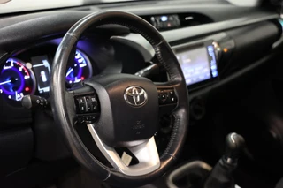 Toyota Hilux – thumbnail 11
