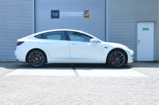 Tesla Model 3 – thumbnail 4