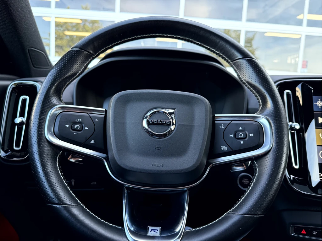 Volvo XC40 – foto 16