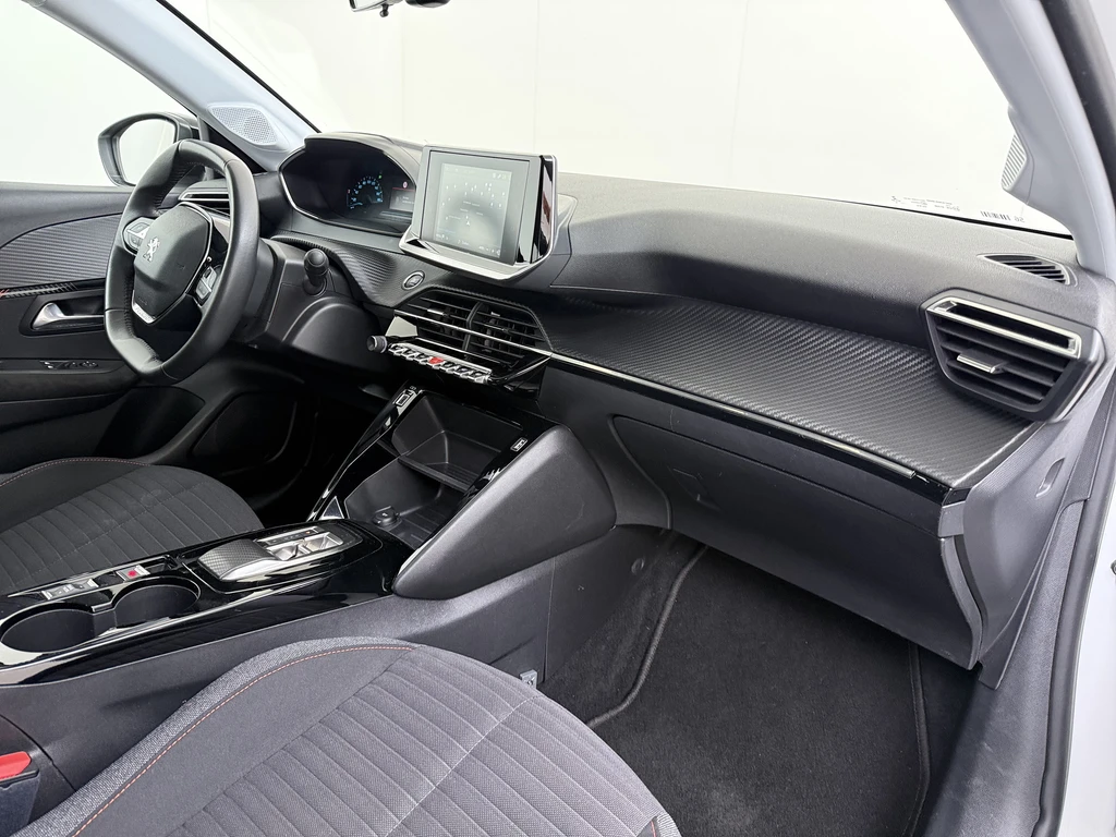 Peugeot e-208 – foto 34