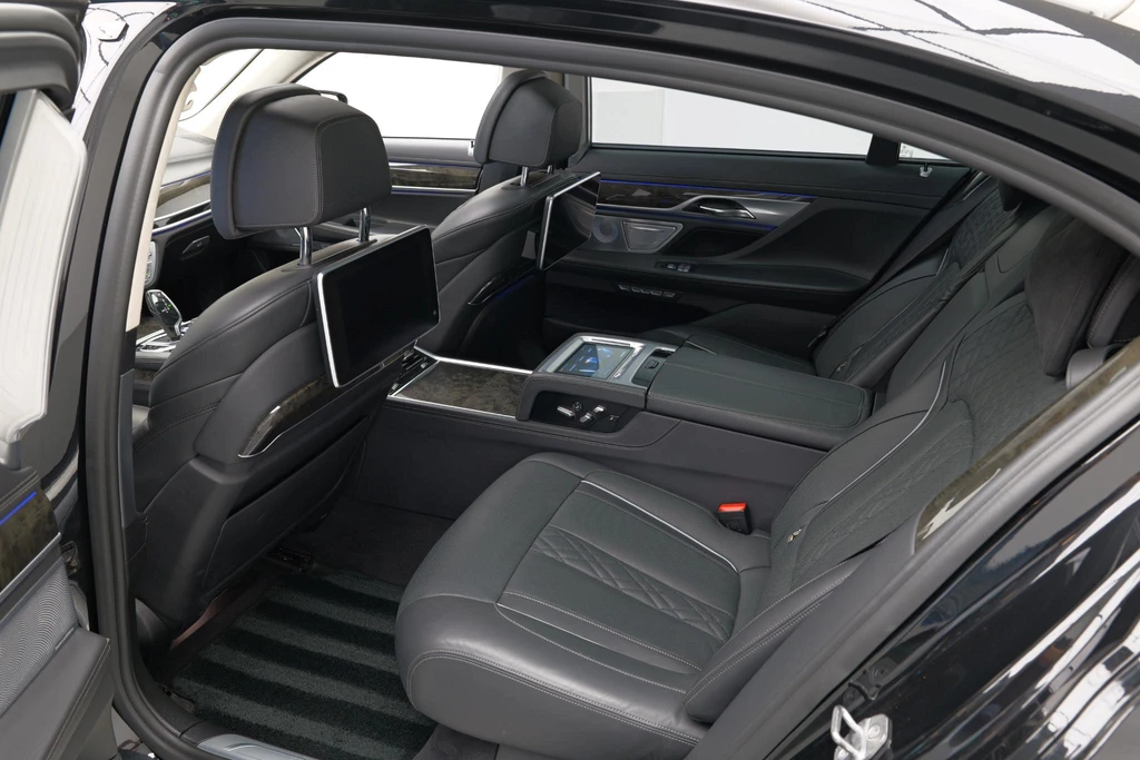 BMW 7 Serie – foto 29