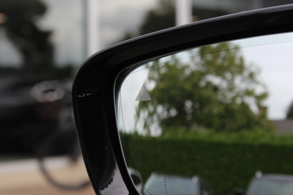 BMW i4 – foto 35
