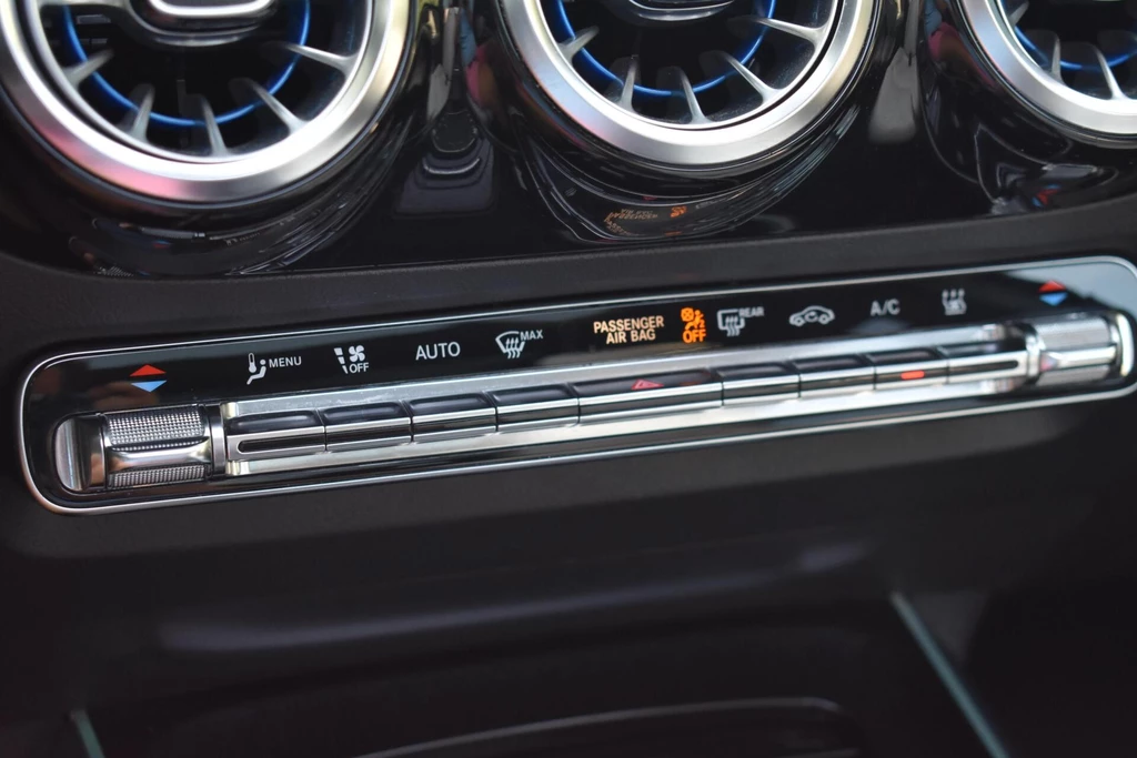 Mercedes-Benz EQA – foto 30