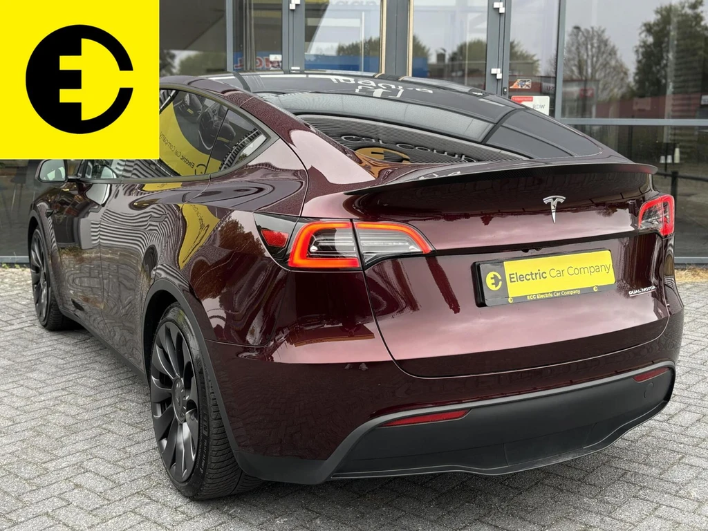 Tesla Model Y – foto 5
