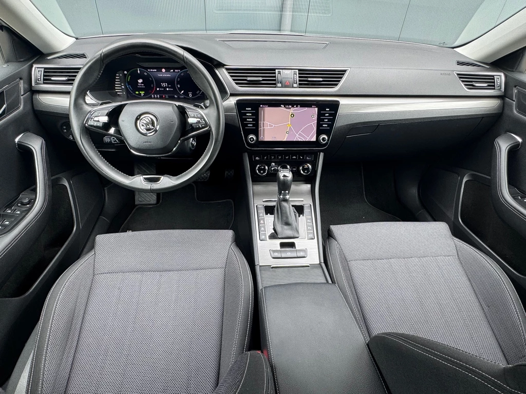 Škoda Superb – foto 10