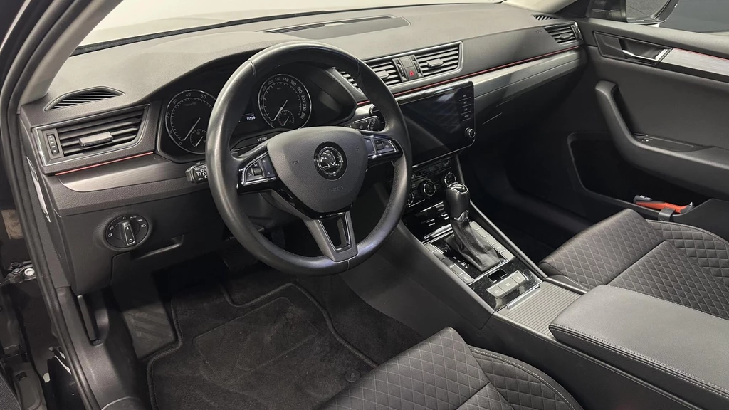 Škoda Superb – foto 26