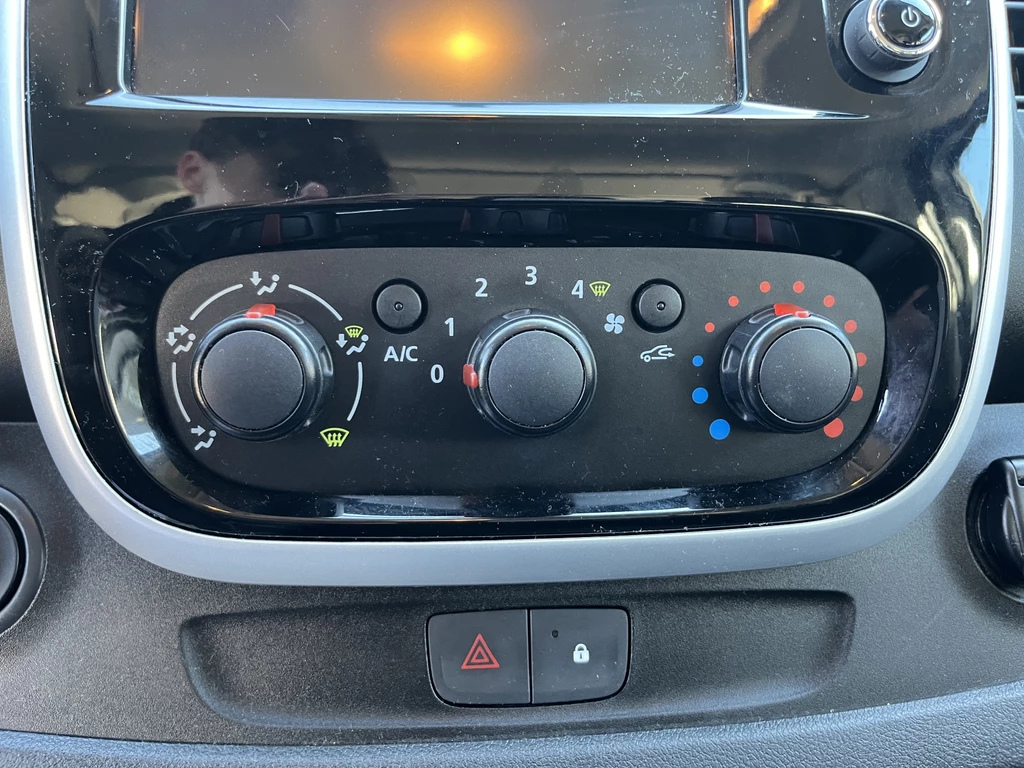 Renault Trafic – foto 18