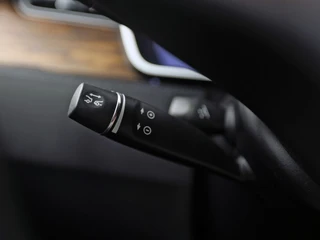 Tesla Model X – thumbnail 23