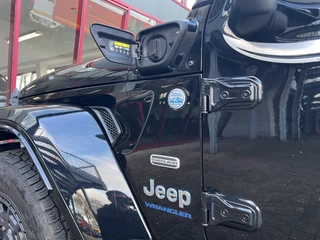 Jeep Wrangler – thumbnail 12