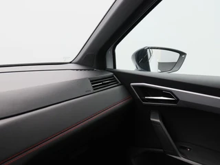 SEAT Arona – thumbnail 32