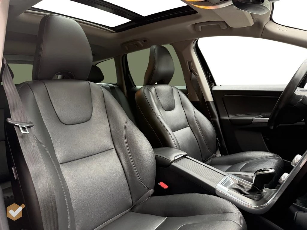 Volvo XC60 – foto 12
