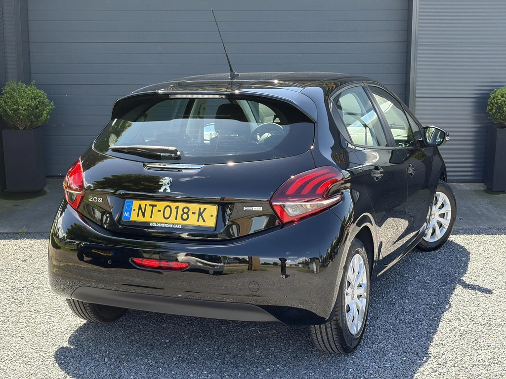 Peugeot 208 – foto 3