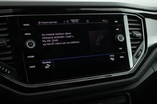 Volkswagen T-Roc – thumbnail 30